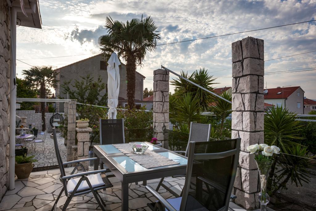 Villa Sarah Supetar Dış mekan fotoğraf