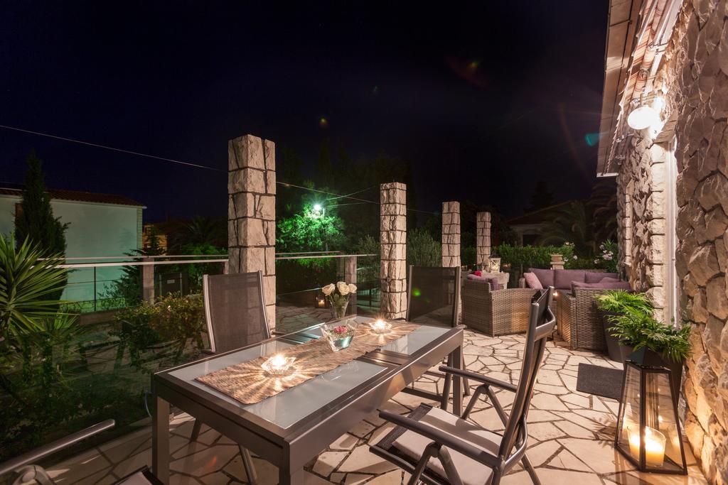 Villa Sarah Supetar Dış mekan fotoğraf
