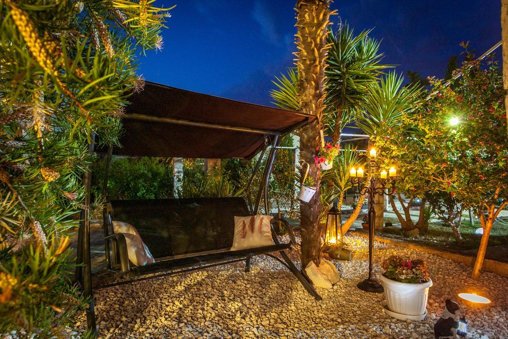 Villa Sarah Supetar Dış mekan fotoğraf