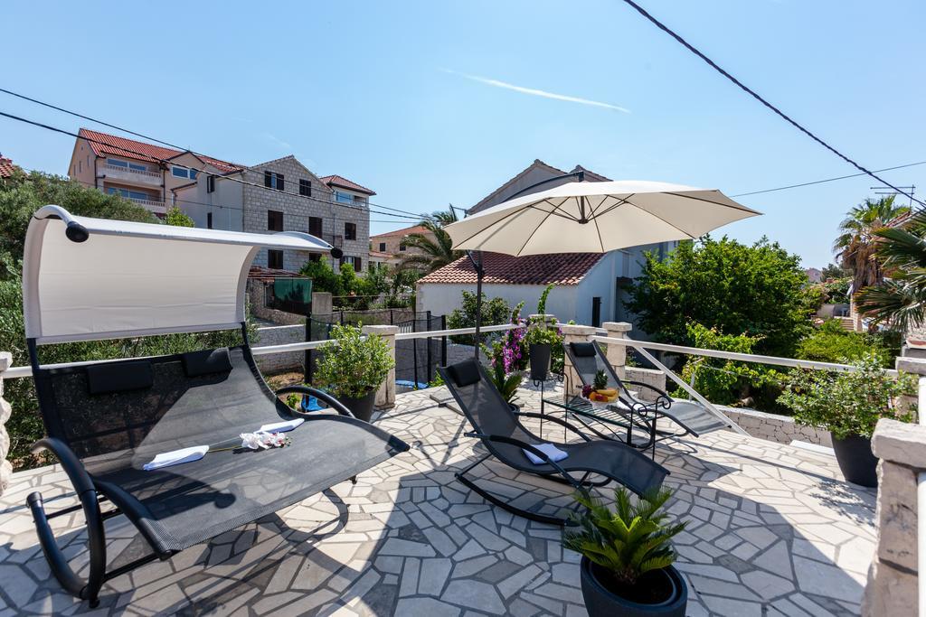 Villa Sarah Supetar Dış mekan fotoğraf